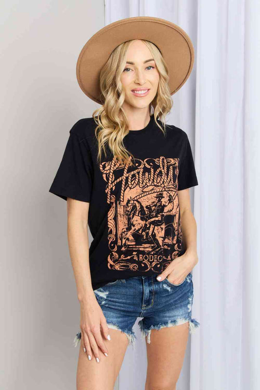 mineB Full Size Howdy Graphic Tee